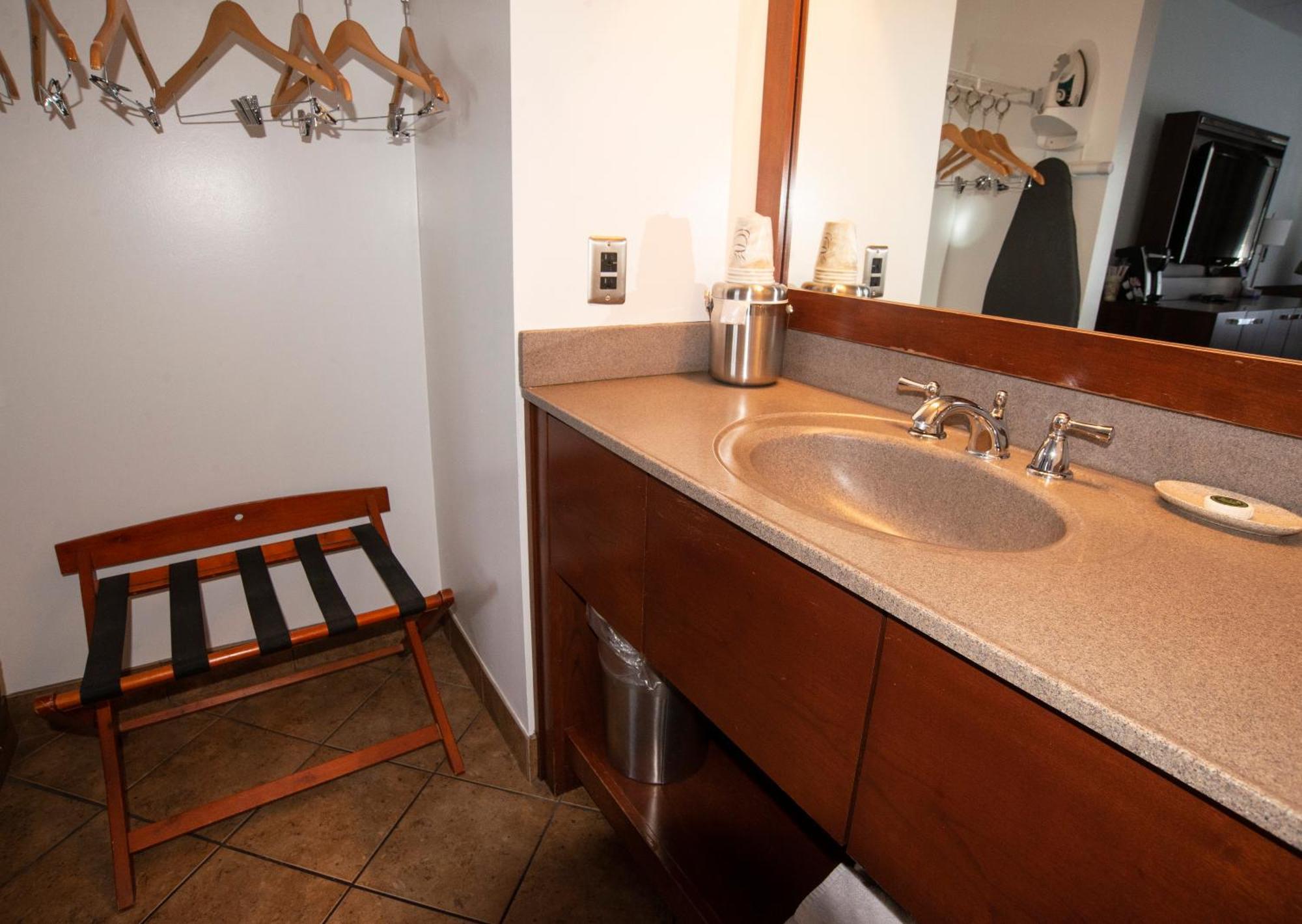 רהובות' ביץ' Crosswinds Motel מראה חיצוני תמונה